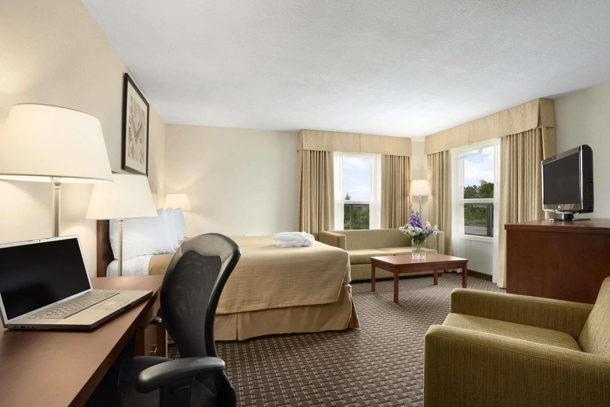 Quality Inn Север Бэй Экстерьер фото
